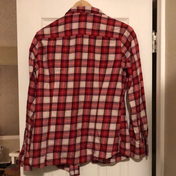 Eddie Bauer red flannel size medium only worn once - Picture 2 of 3
